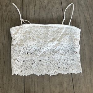 Out from under brand lace cropped tank. Size small